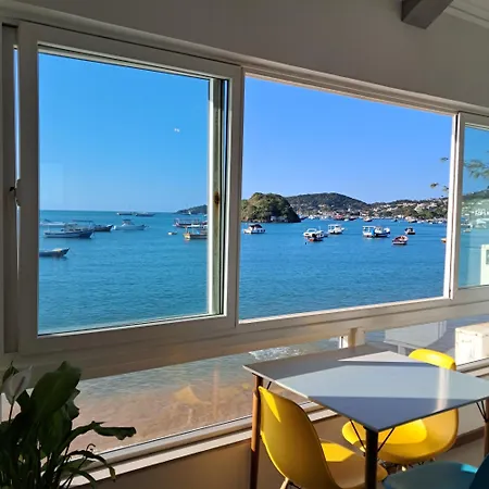 Sabatico Beach House-2